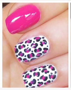 کاشت ناخن تخفیف خورده