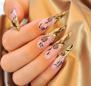 آموزش طراحی ناخن در تهران