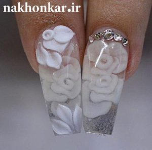 آموزش عملی کاشت ناخن پیروزی