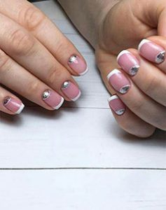 آموزش و خدمات کاشت ناخن نارمک